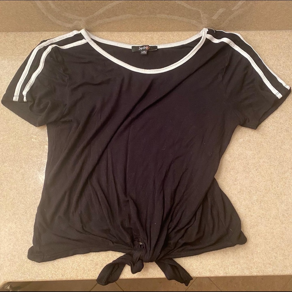 Rue 21 Black Tie Crop Top size medium